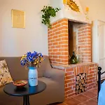 Casa vacanze Charming With Private Garden & Bbq *