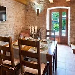 Casa vacanze Charming With Private Garden & Bbq *