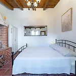 Casa vacanze Charming With Private Garden & Bbq
