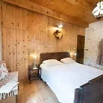 Casa vacanze Charming With Private Garden & Bbq Barban