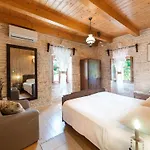 Casa vacanze Charming With Private Garden & Bbq *