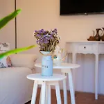 Charming With Private Garden & Bbq