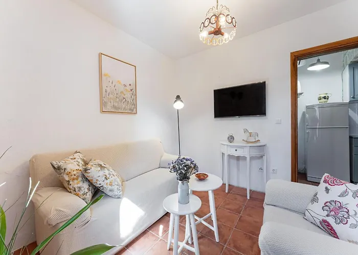 Holiday home Charming With Private Garden & Bbq