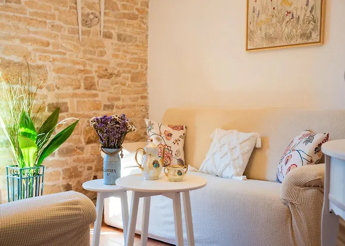 Holiday home Charming With Private Garden & Bbq