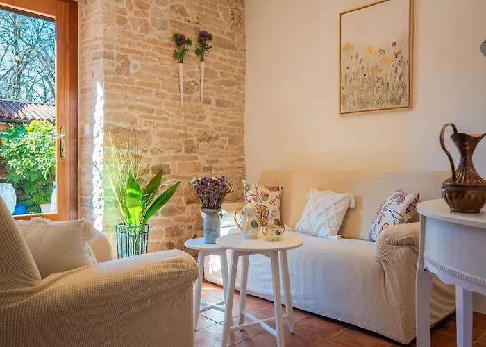Charming With Private Garden & Bbq Barban