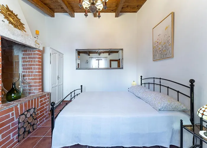 Holiday home Charming With Private Garden & Bbq